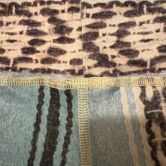 Teeki Blue and White Patterned Flare Pants - Picture 7 of 10